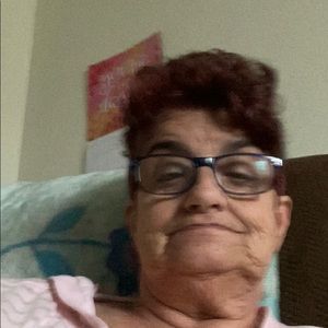 Meet your Posher, Sharon